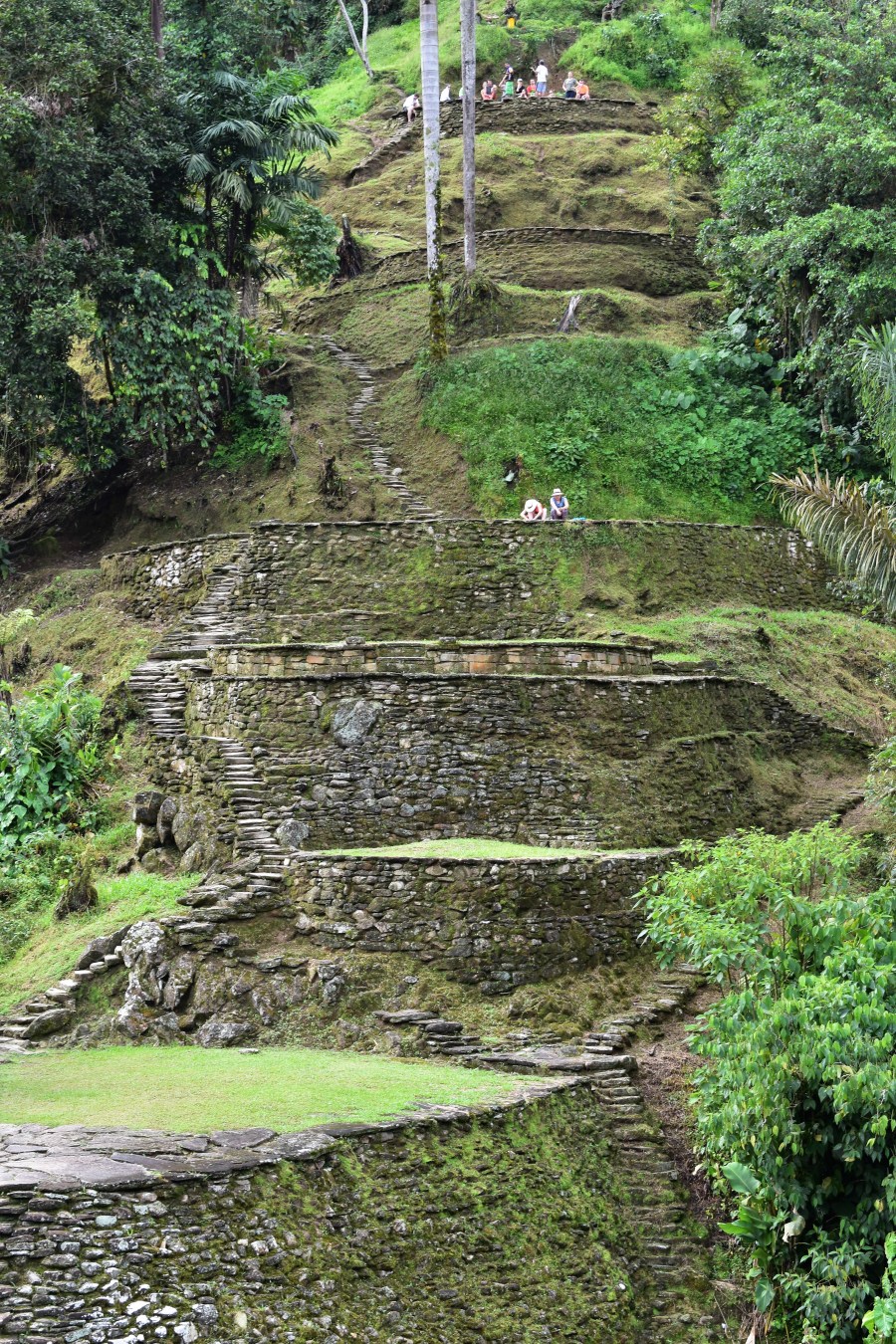 Sierra Nevada ciudad steps